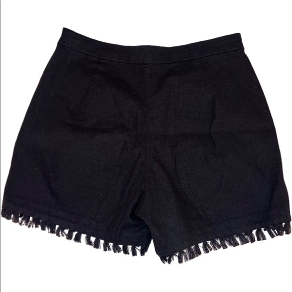 Banana Republic Stretch Linen Summer Basic Shorts with Tassels - Picture 2 of 4
